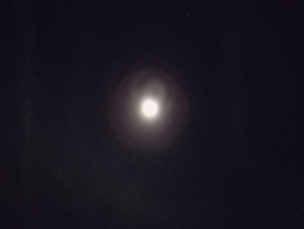 La Super Luna di novembre 2025